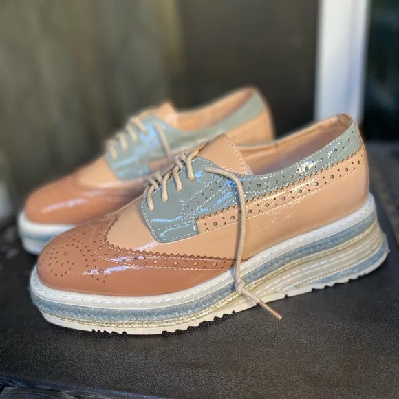 New Women’s leather platform shoe - multi color US7 - Picture 2 of 8